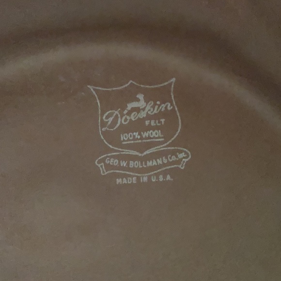 Vintage Hat - Anita Pineault - Picture 3 of 4